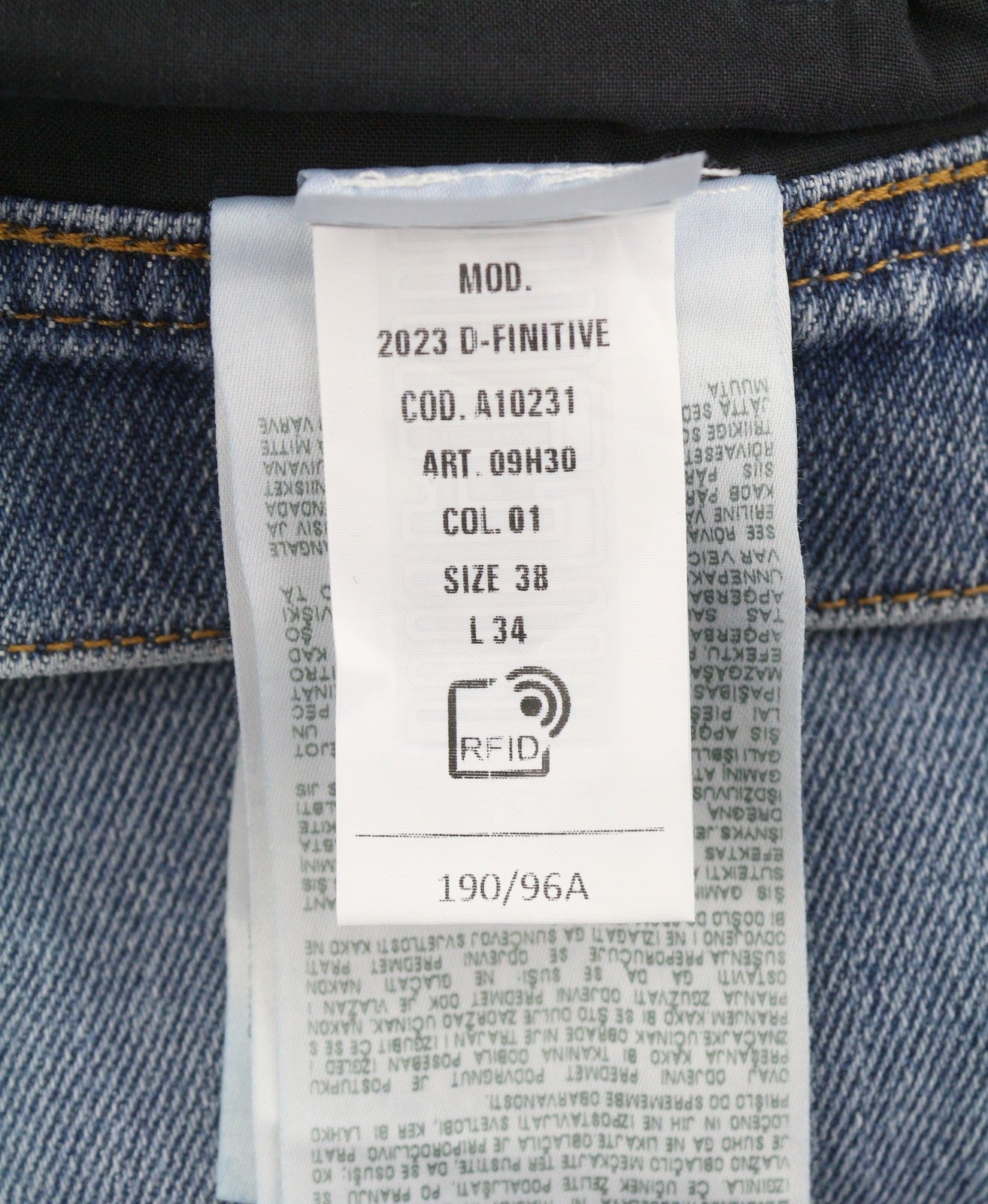 DIESEL 2023 D-Finitive 09H30 Men Jeans W38/L34 Blue Faded Regular Tapered RRP150