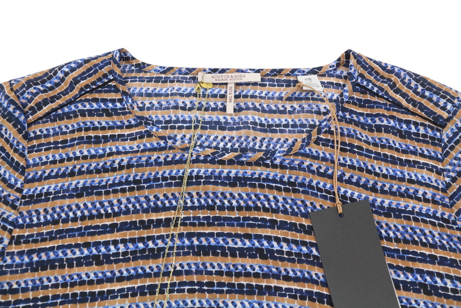 T-Shirt Raffia Town