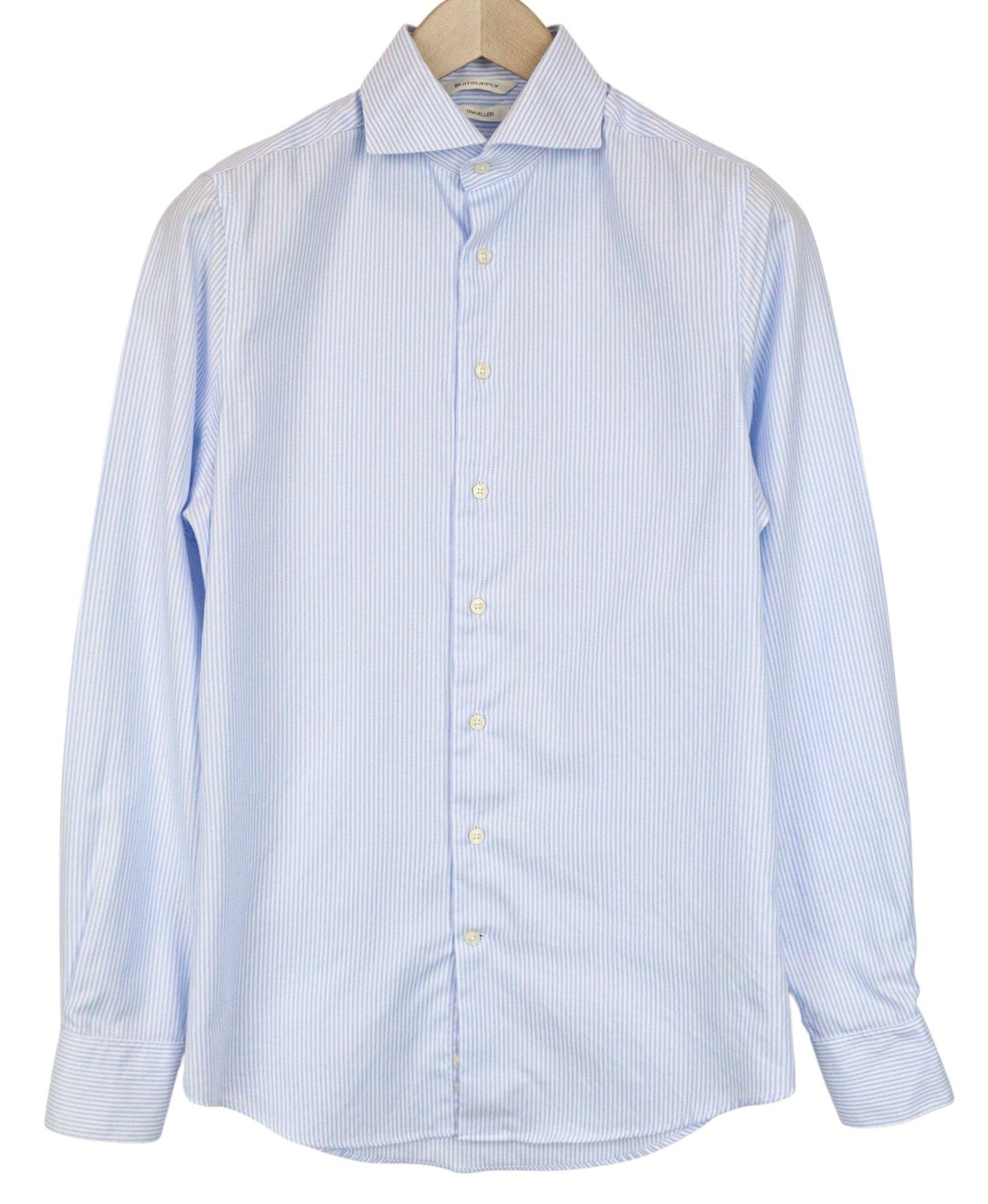 Shirt Traveller