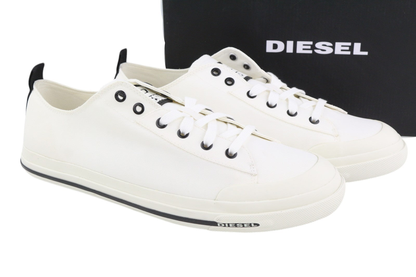 DIESEL S-Astico žemakulniai vyriški sportbačiai, EU46, balti, su raišteliais, migdolų nosimi, logotipas, RRP 120 € 