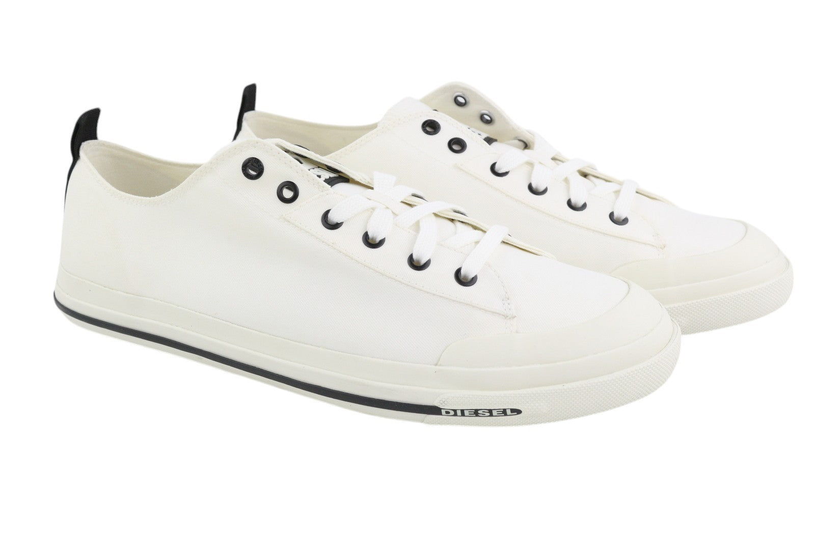 DIESEL S-Astico žemakulniai vyriški sportbačiai, EU46, balti, su raišteliais, migdolų nosimi, logotipas, RRP 120 € 