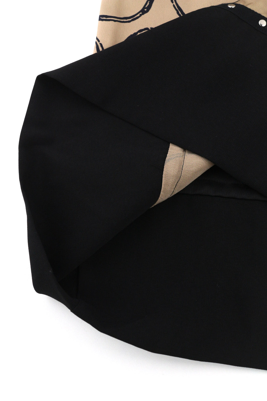 BLEU BLANC ROUGE Magie moteriška suknelė S smėlio spalvos, 3/4 rankovėmis, apvali kaklo iškirpte, raštuota, trumpa 