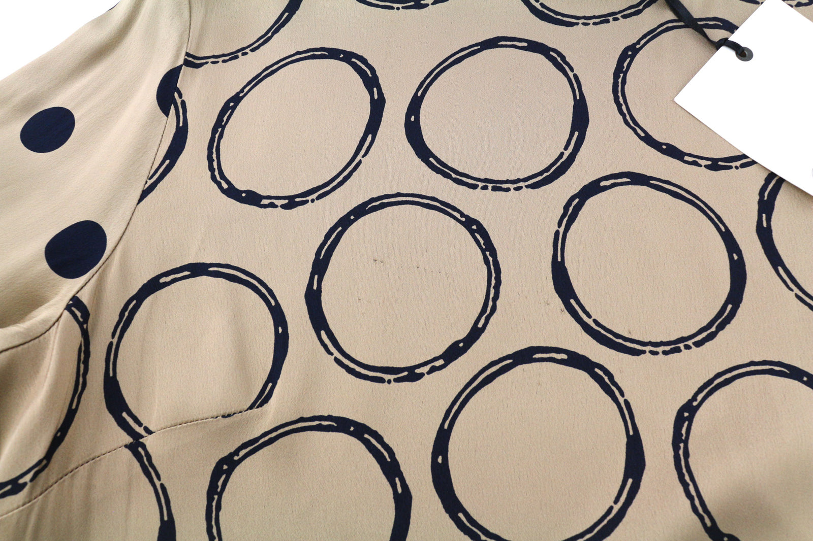 BLEU BLANC ROUGE Magie moteriška suknelė S smėlio spalvos, 3/4 rankovėmis, apvali kaklo iškirpte, raštuota trumpa suknelė 