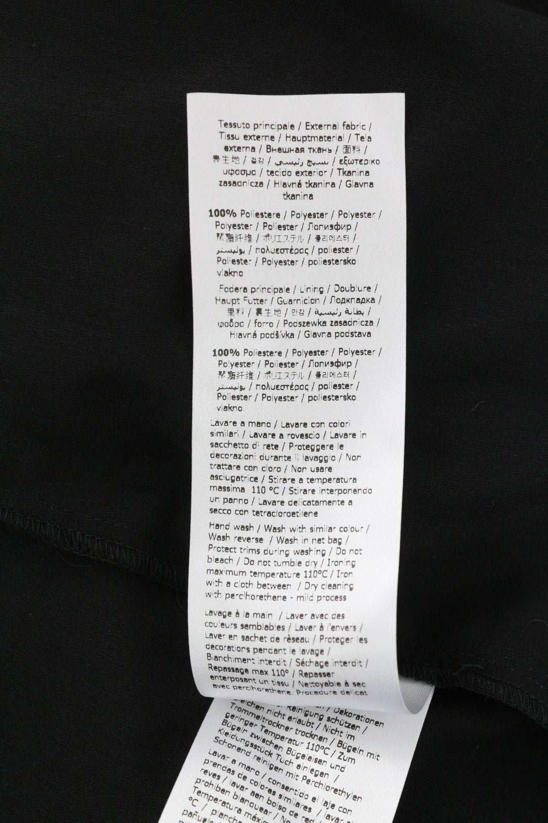 LIU JO Volant moteriška suknelė 40 gėlių rašto ilgomis rankovėmis, V formos iškirpte, užtrauktuku ir logotipu. 