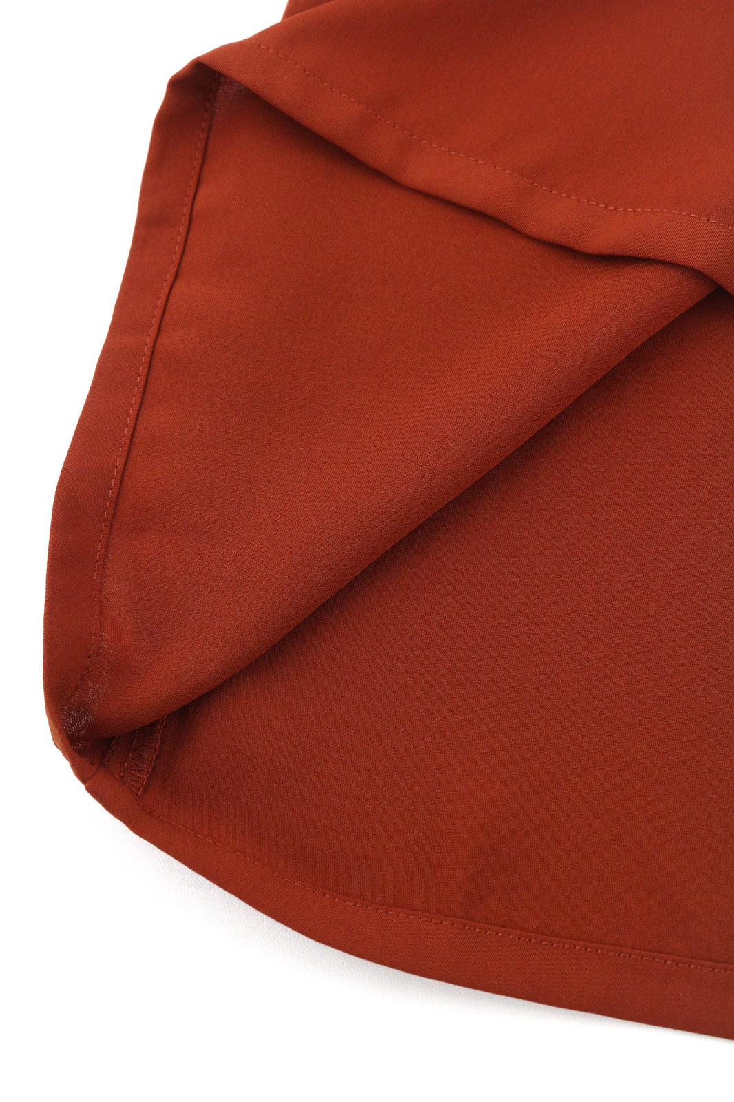 SUPERTRASH Dambi moteriška suknelė, 36 colių ilgio rankovėmis, V formos iškirpte, be pamušalo, trumpa logotipu 