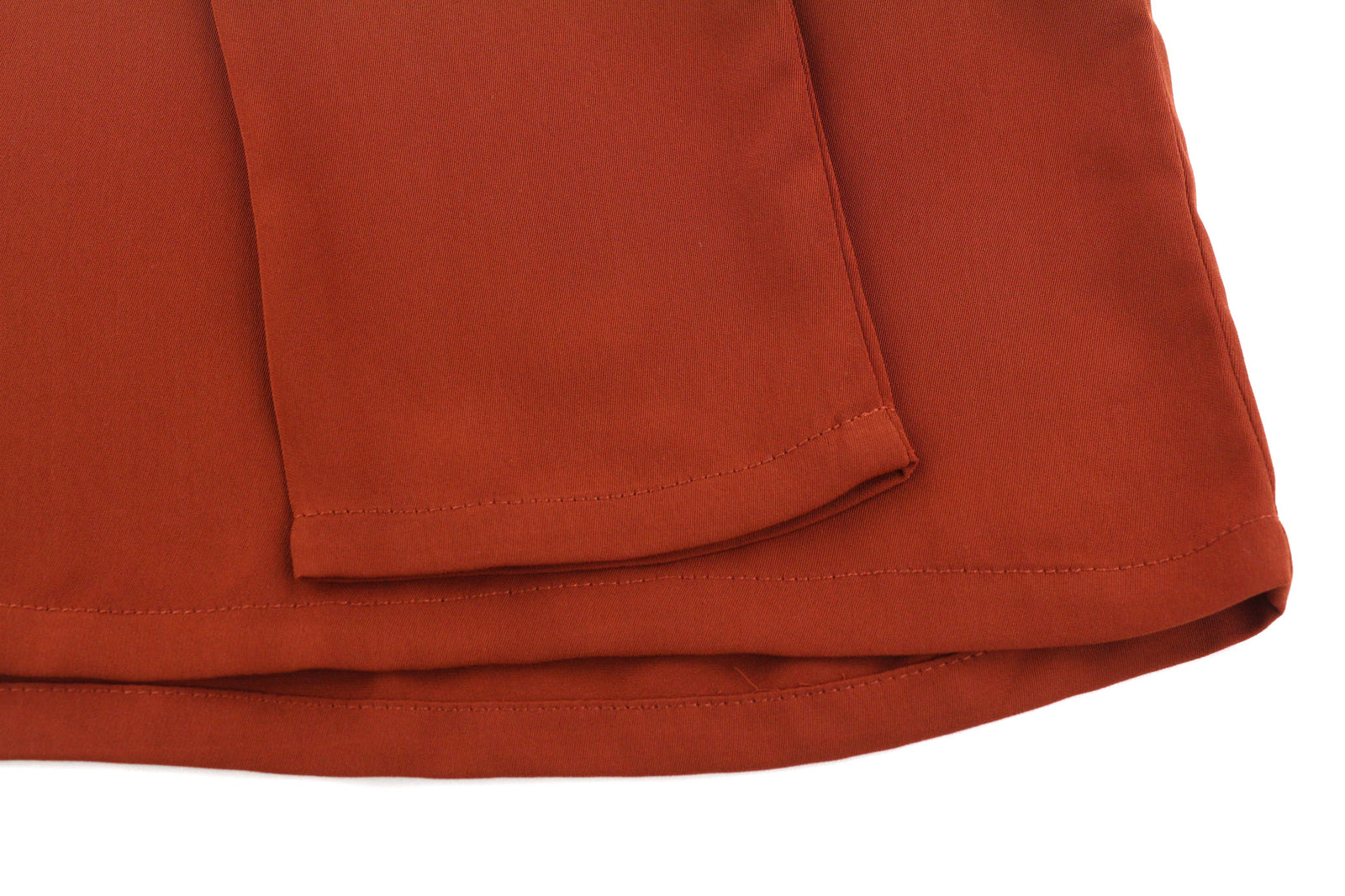 SUPERTRASH Dambi moteriška suknelė, 36 colių ilgio rankovėmis, V formos iškirpte, be pamušalo, trumpa logotipu 