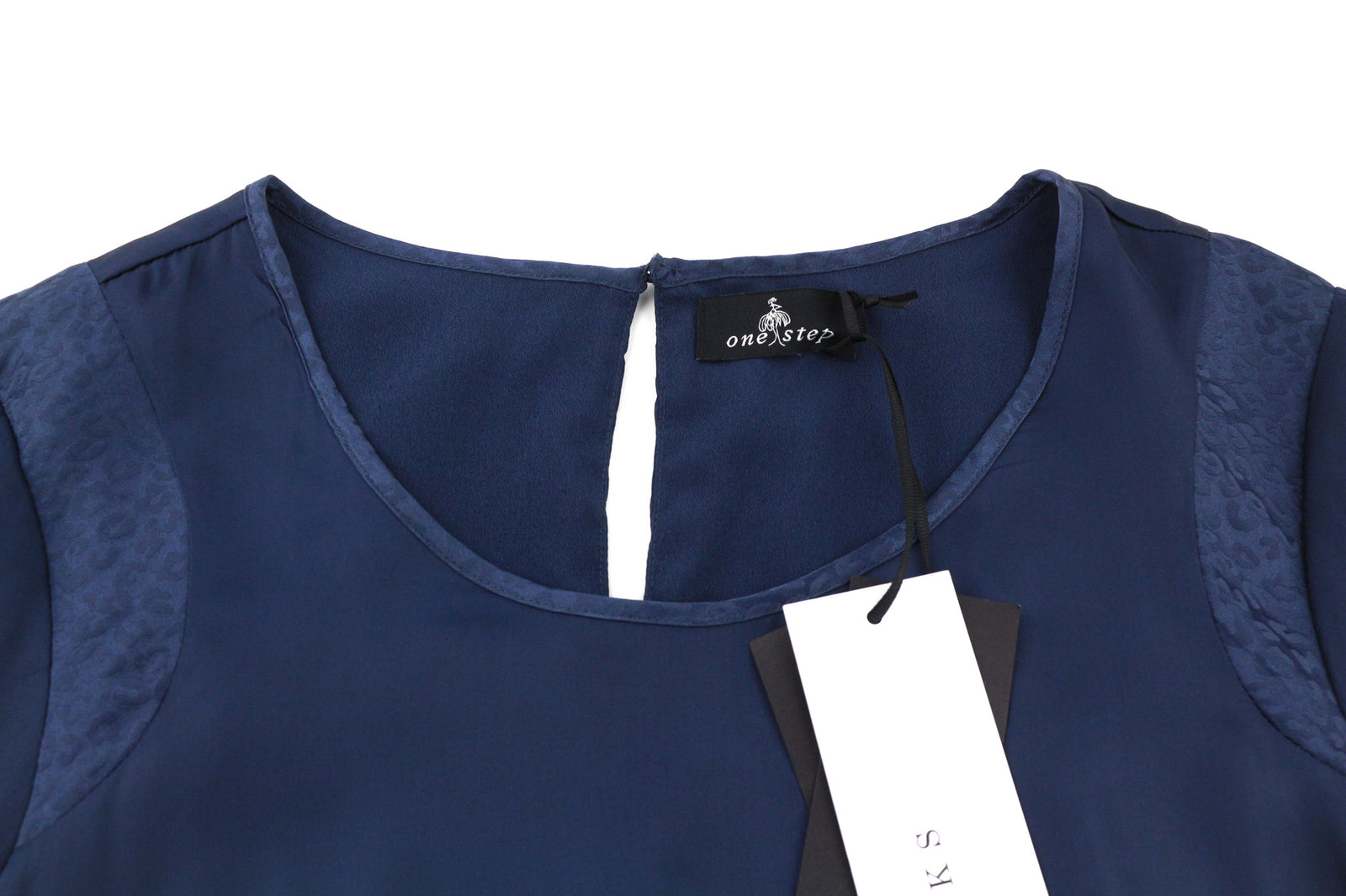 ONE STEP Ikks moteriška suknelė, 38 cm, tamsiai mėlyna, 3/4 rankovėmis, apvali kaklo iškirpte, šilkine, su užtrauktuku. 