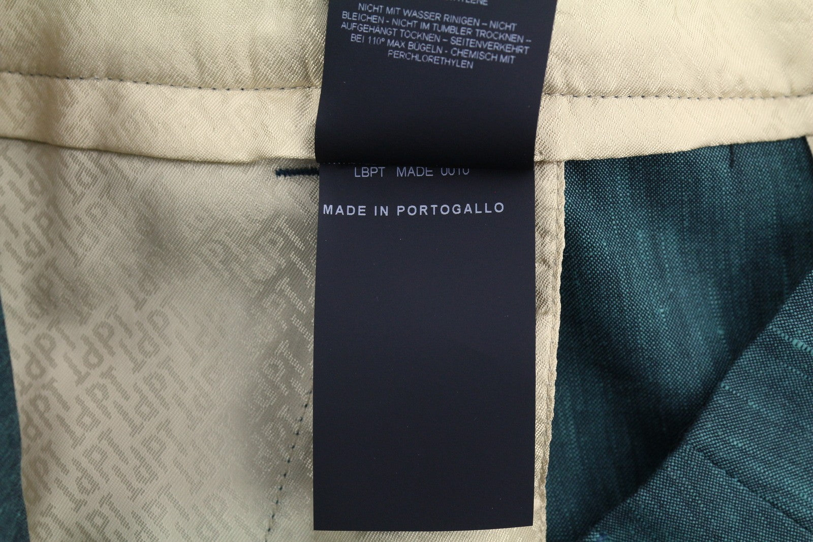 PT TORINO Isabel moteriškos kelnės 40 W26 fliso, vilnos, lino, klostytos, platėjančios. Rekomenduojama mažmeninė kaina – 350 €. 