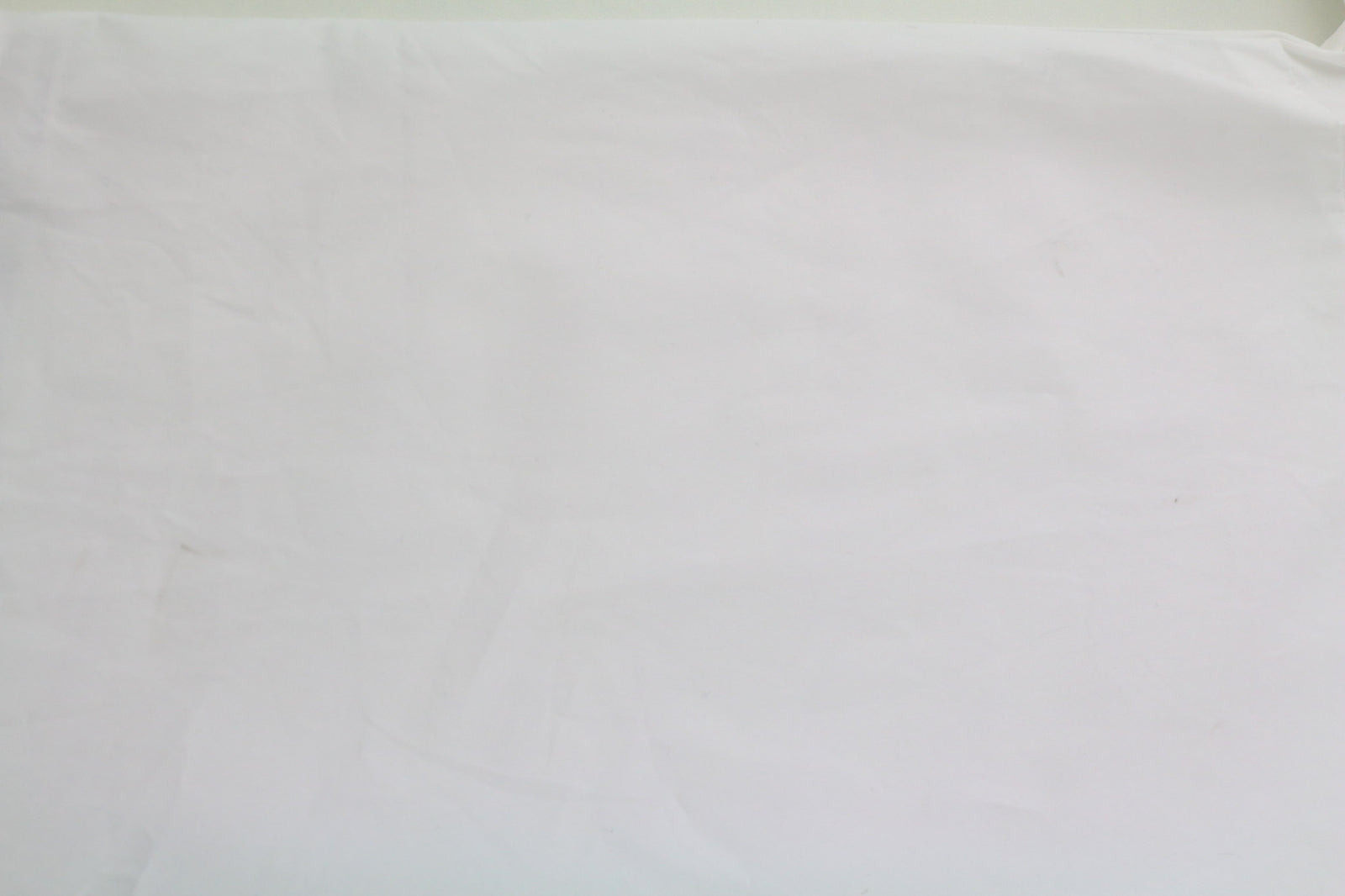 SUISTUDIO Dylan moteriška suknelė UK10 balta medvilninė ilgomis rankovėmis apvalios iškirptės logotipu šortai 