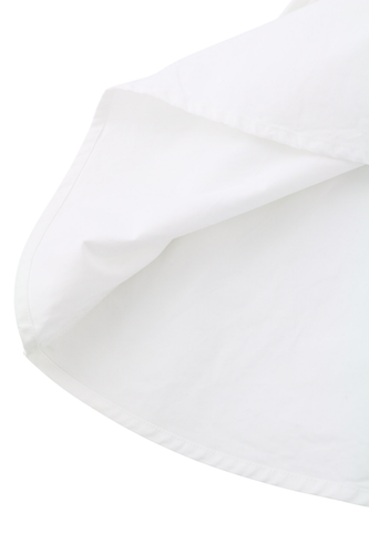 SUISTUDIO Dylan moteriška suknelė, UK6, balta medvilninė ilgomis rankovėmis, apvali kaklo iškirpte, trumpi šortai su logotipu. 