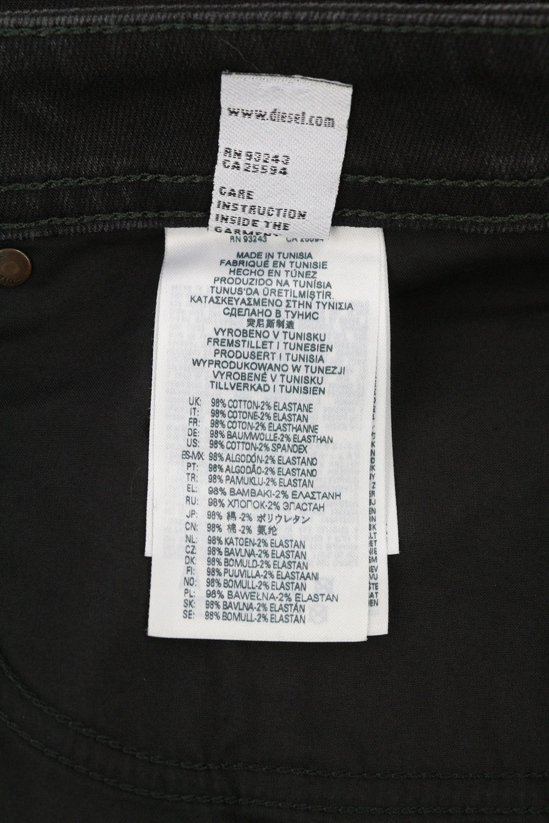 DIESEL Buster 0886Z vyriški džinsai W38/L32 Regular Slim Tapered Fit su sagomis, tamsūs 