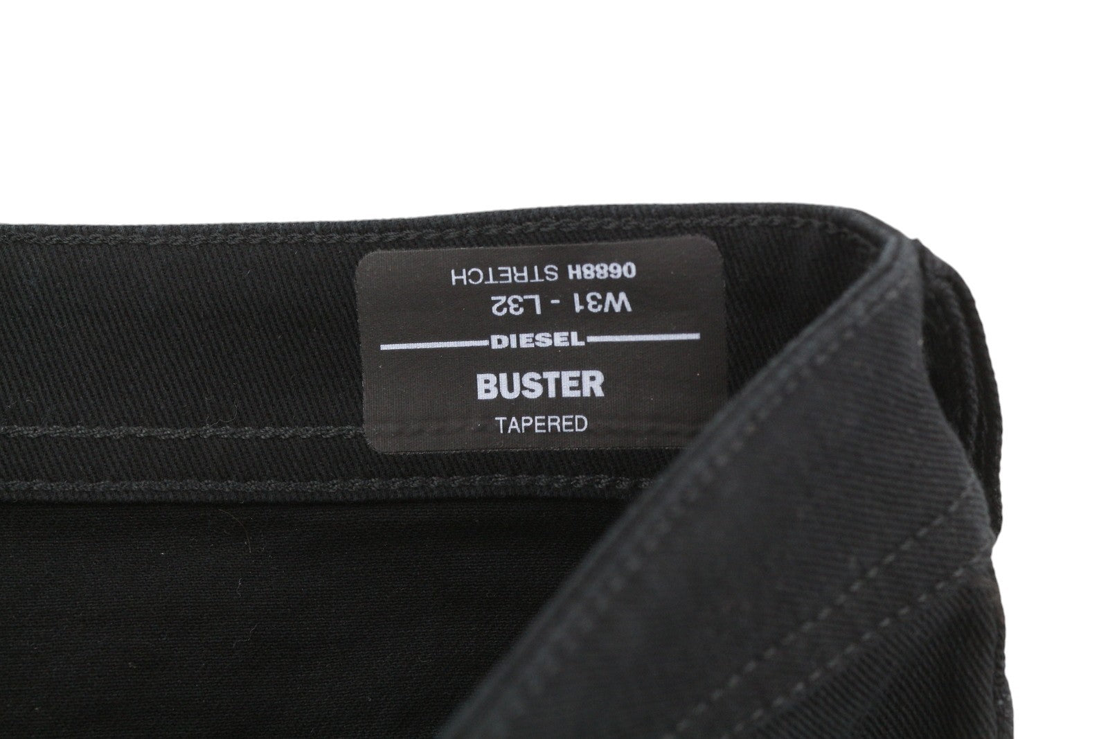 DIESEL Buster 0688H vyriški džinsai, W31/L32, siaurėjantys, juodi, su sagomis ir kišenėmis. 