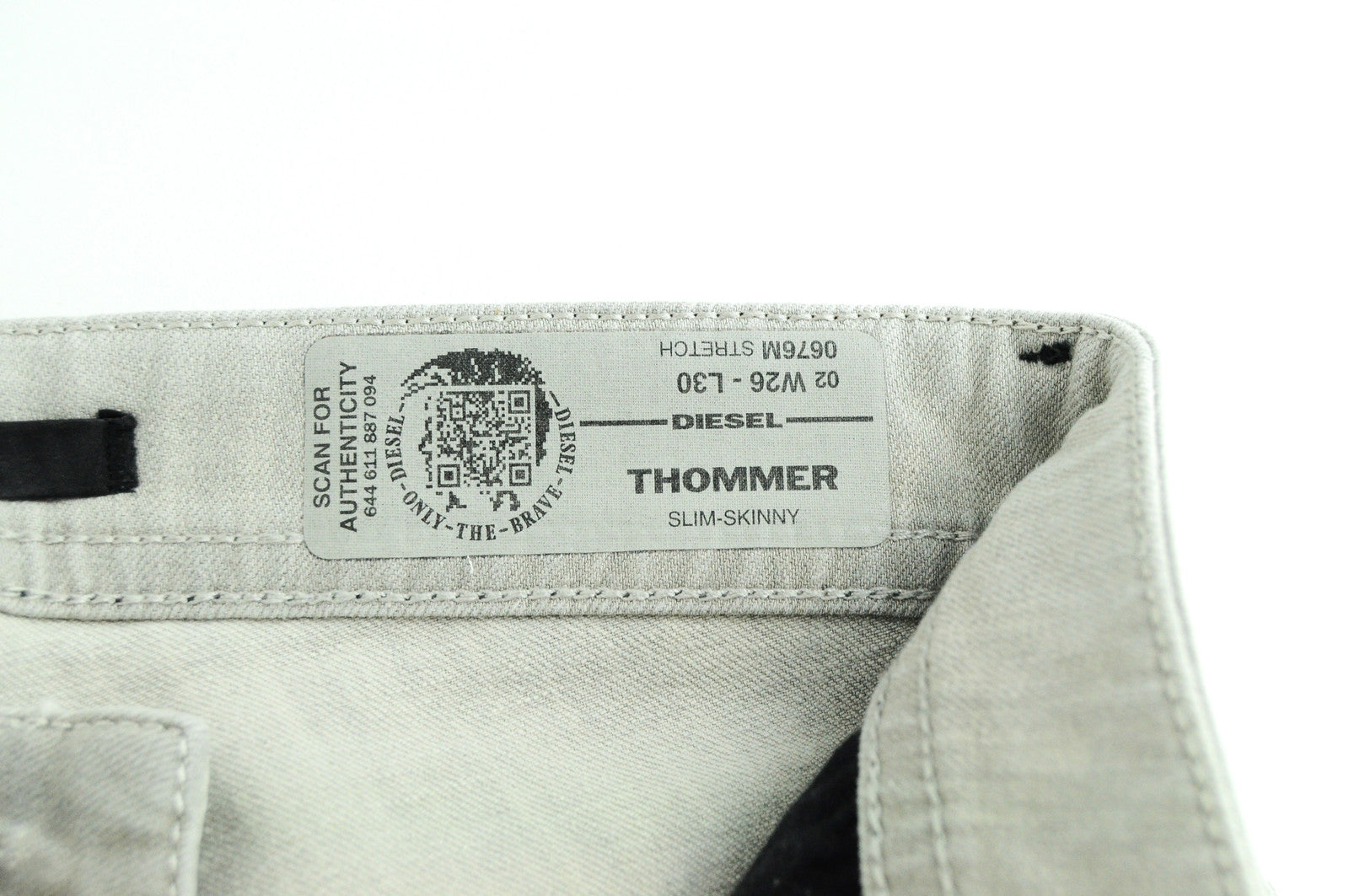 Vyriški DIESEL Thommer 0676M džinsai W26/L30 šviesiai pilki, ploni, tamprūs 
