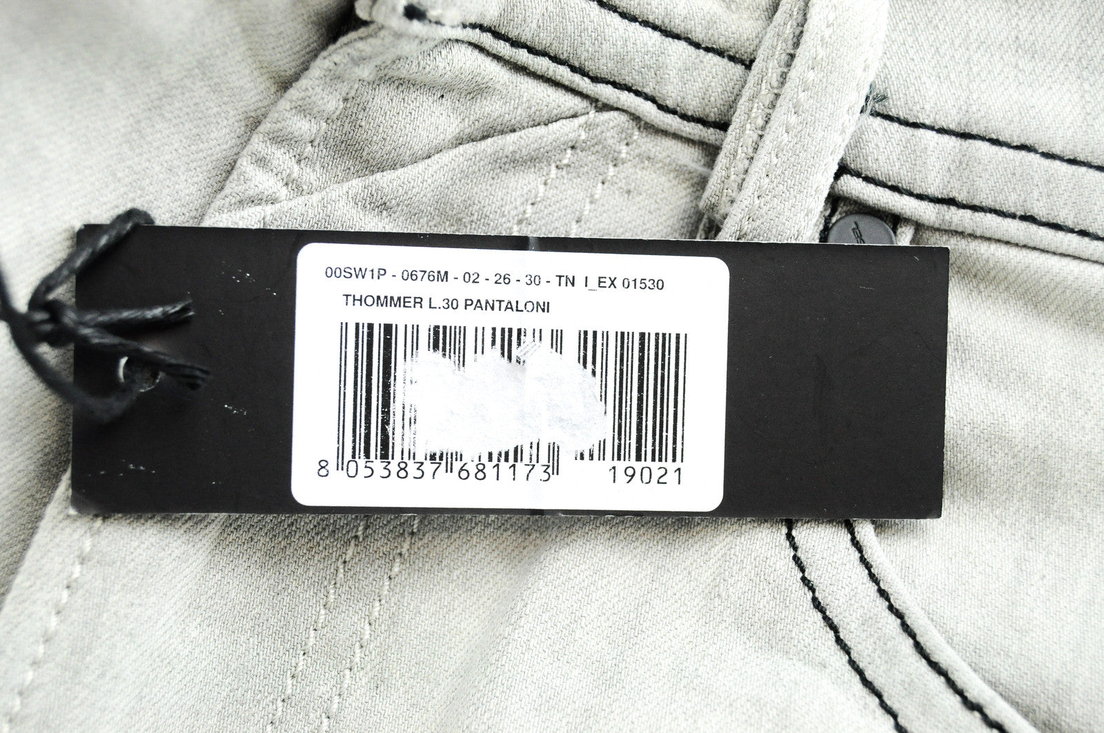 Vyriški DIESEL Thommer 0676M džinsai W26/L30 šviesiai pilki, ploni, tamprūs 