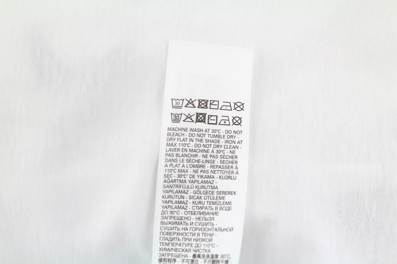 DIESEL T-Diegos-K24 vyriški marškinėliai M, balti, trumpomis rankovėmis, apvalia apykakle, medvilninio trikotažo. 