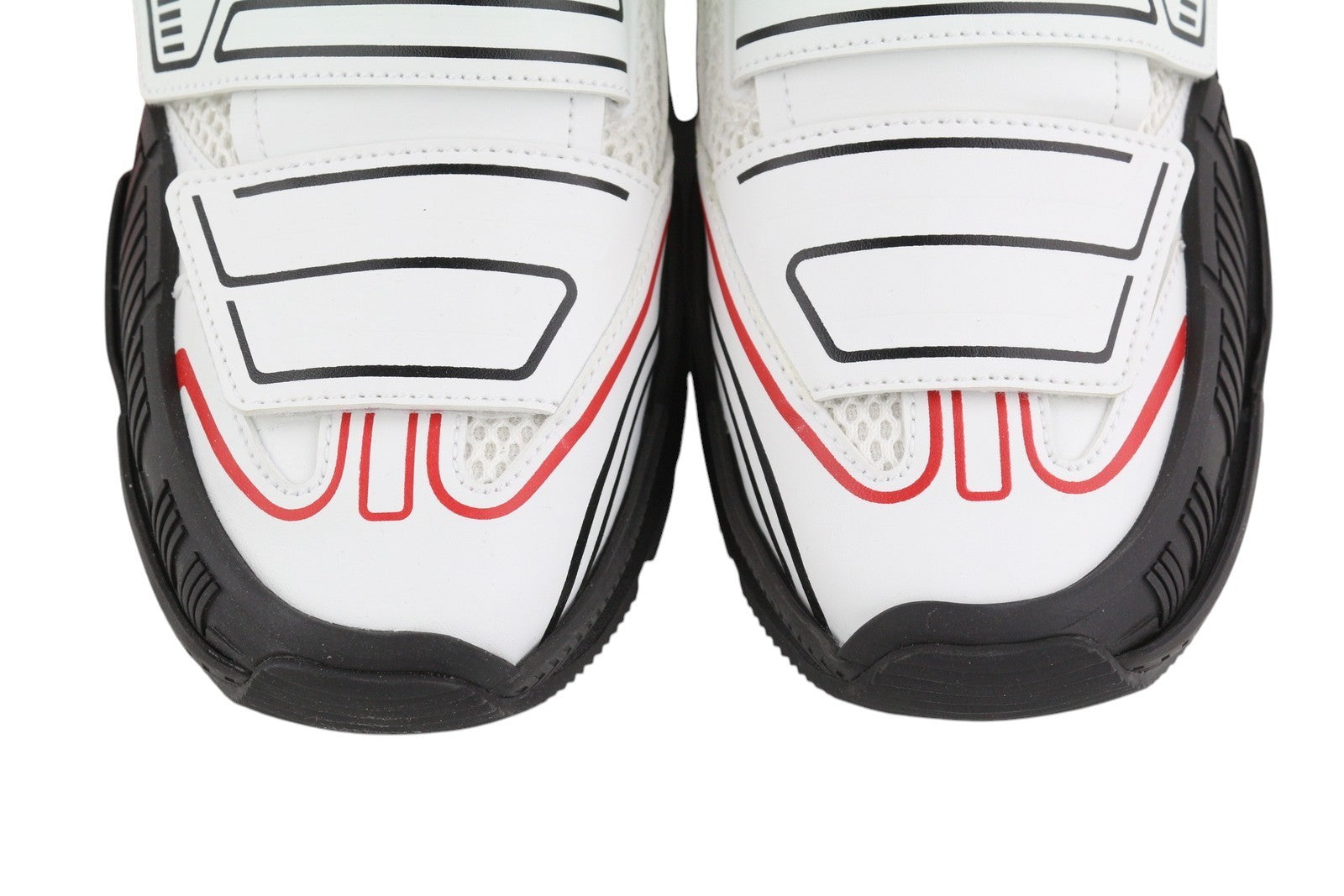 DIESEL S-Pendio Lc vyriški sportbačiai, EU44, žemi, su raišteliais, migdolų rašto nosimis, rekomenduojama kaina – 295 € 