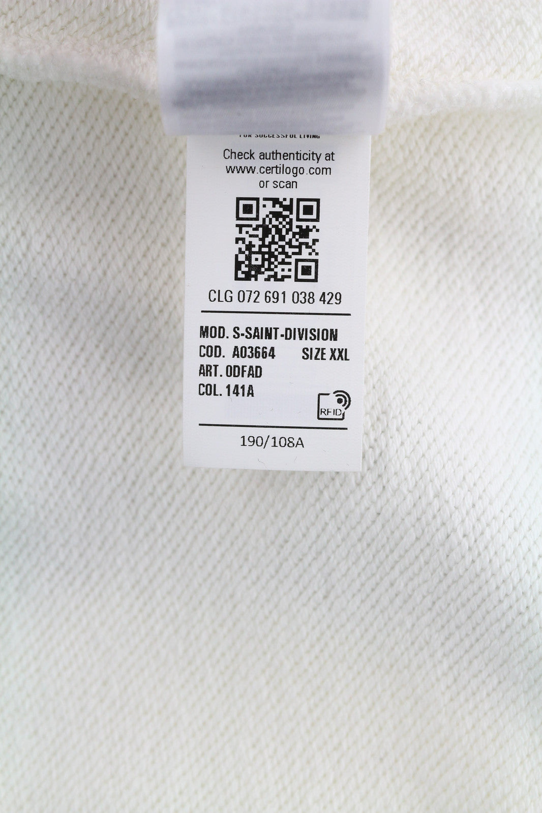 DIESEL S-Saint-Division vyriškas džemperis, 2XL, baltas, su puse užtrauktuko, rekomenduojama kaina – 225 € 