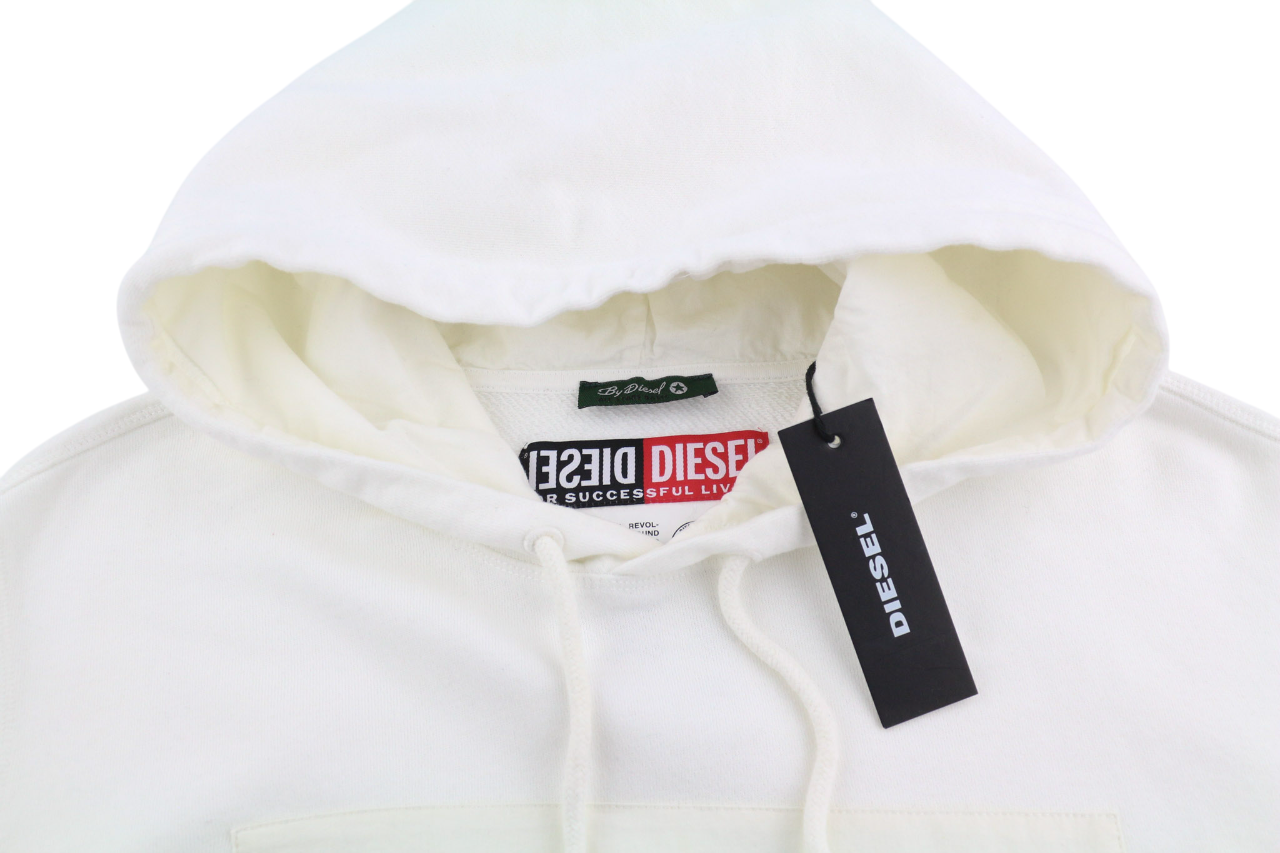 DIESEL D4D-21 vyriškas džemperis su gobtuvu L dydžio, baltas, medvilninis megztinis su kengūros kišene ir gobtuvu. RMK 175 € 