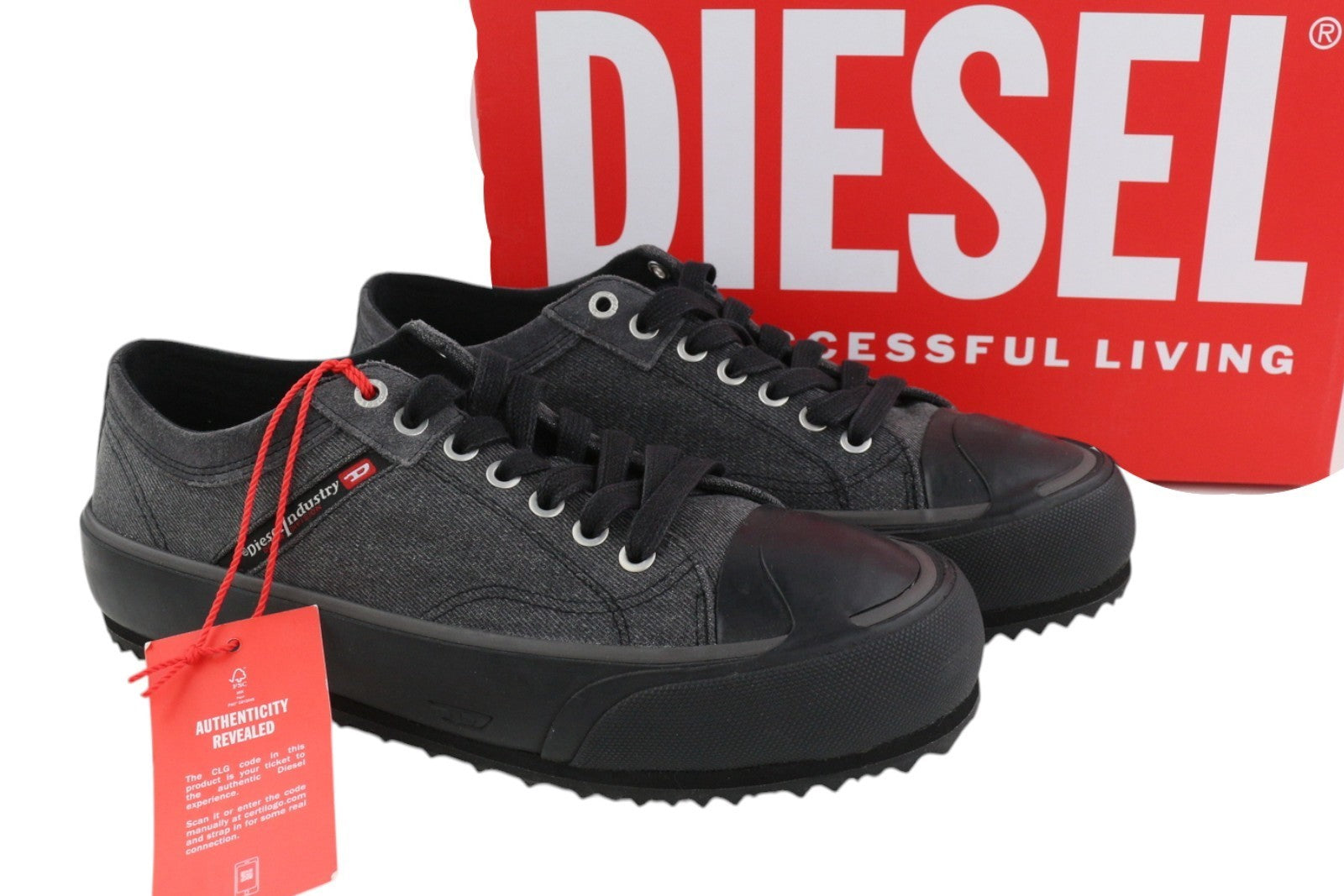 DIESEL S-Principia Low X vyriški sportbačiai EU43 unisex žema palaidine su raišteliais, migdolų spalvos, rekomenduojama kaina – 185 € 