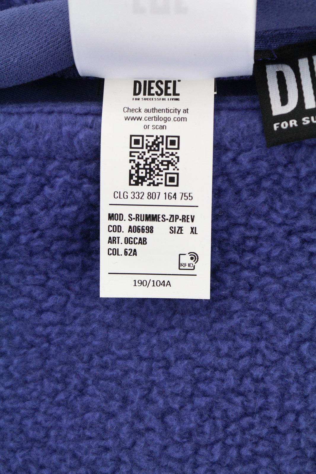 DIESEL S-Rummes-Zip-Rev vyriškas džemperis su gobtuvu, XL, mėlynas, rekomenduojama kaina – 250 €, su didelėmis flisinėmis kišenėmis 