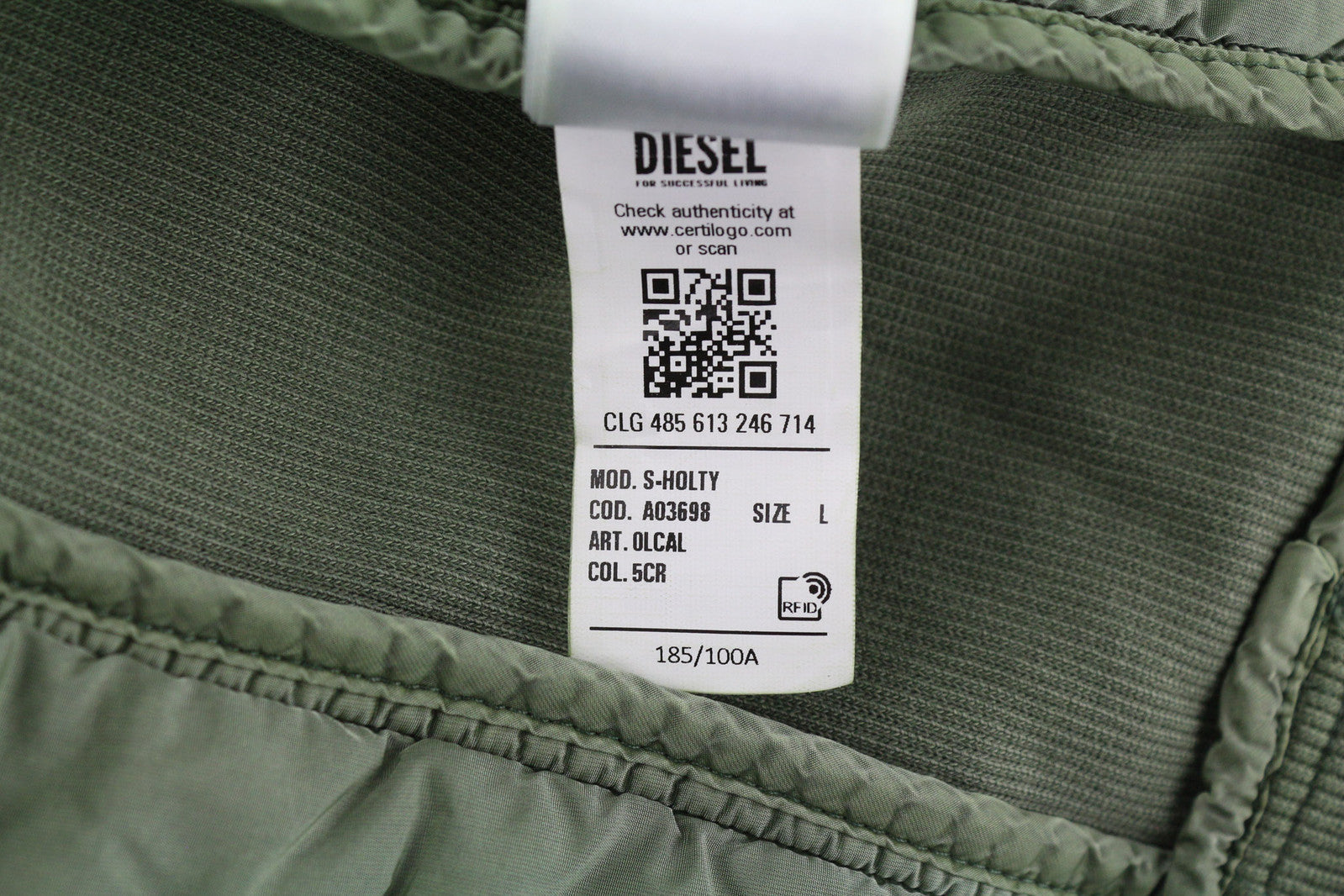 DIESEL S-Holty vyriškas džemperis, L dydžio, žalias, megztinis su paminkštinimu, dygsniuota apvalia kaklo linija, RRP225