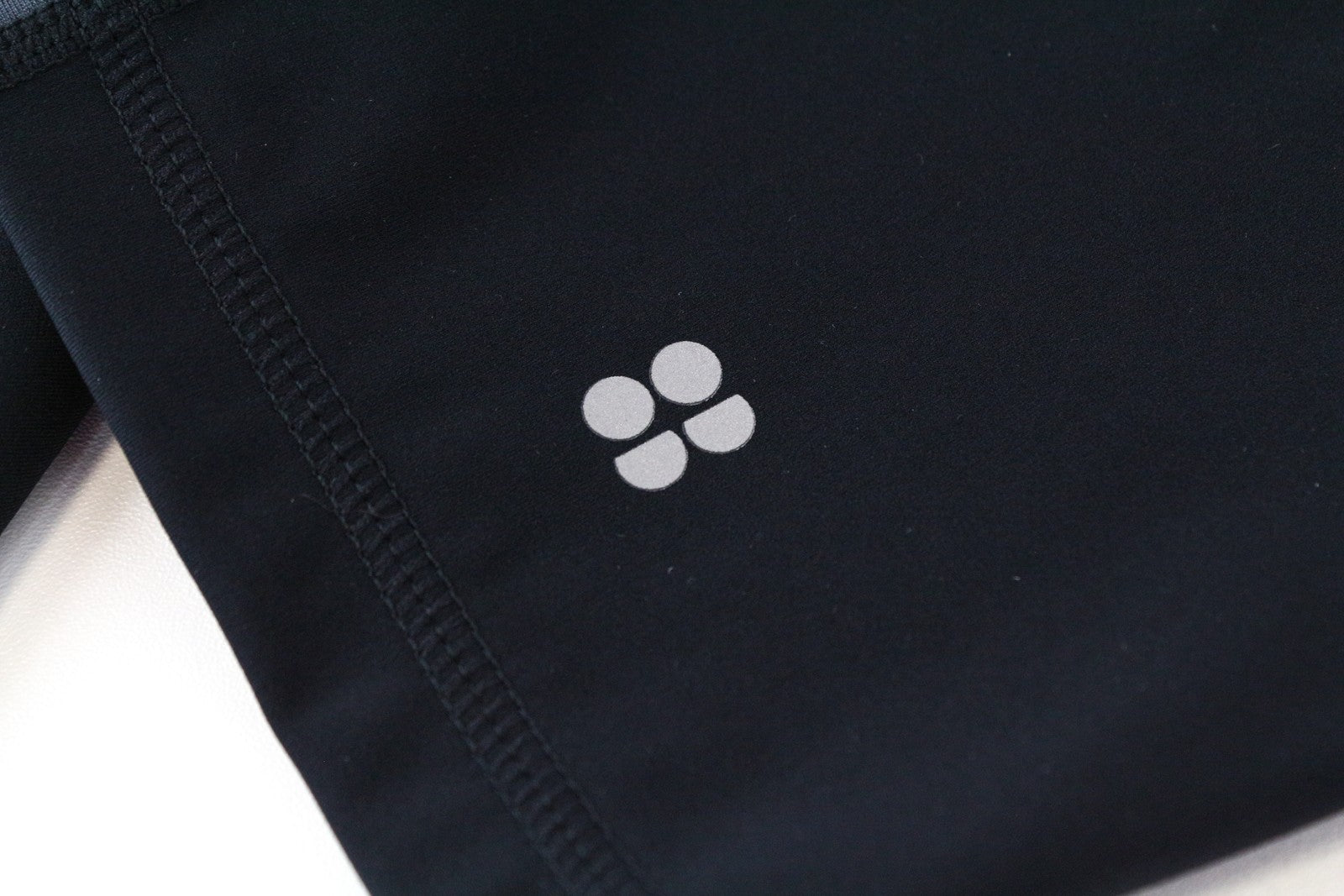 SWEATY BETTY juodos moteriškos kapri tamprės S dydžio tamprės aktyviam sportui 