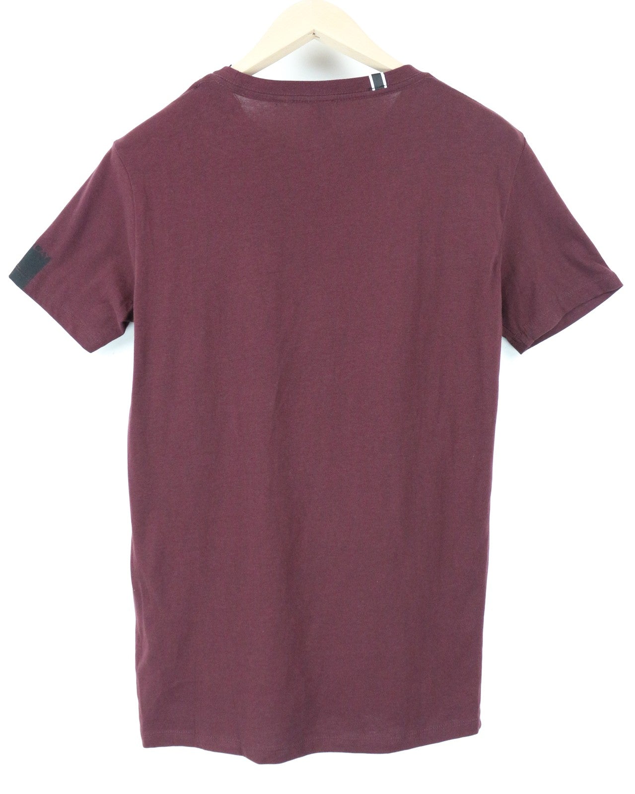 REPLAY raudoni medvilniniai marškinėliai su vasarine apvalia kaklu ir raštais, trumpomis rankovėmis. 