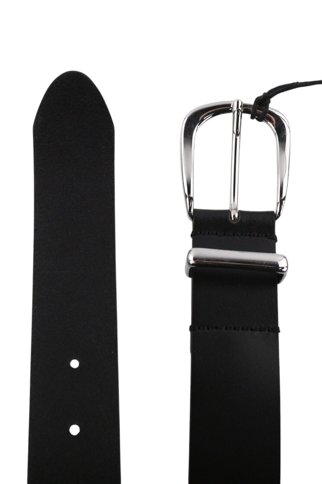 DIESEL B-Burny moteriškas diržas, 80 cm, juodas, natūralios odos, metalinės detalės, rekomenduojama kaina – 180 € 