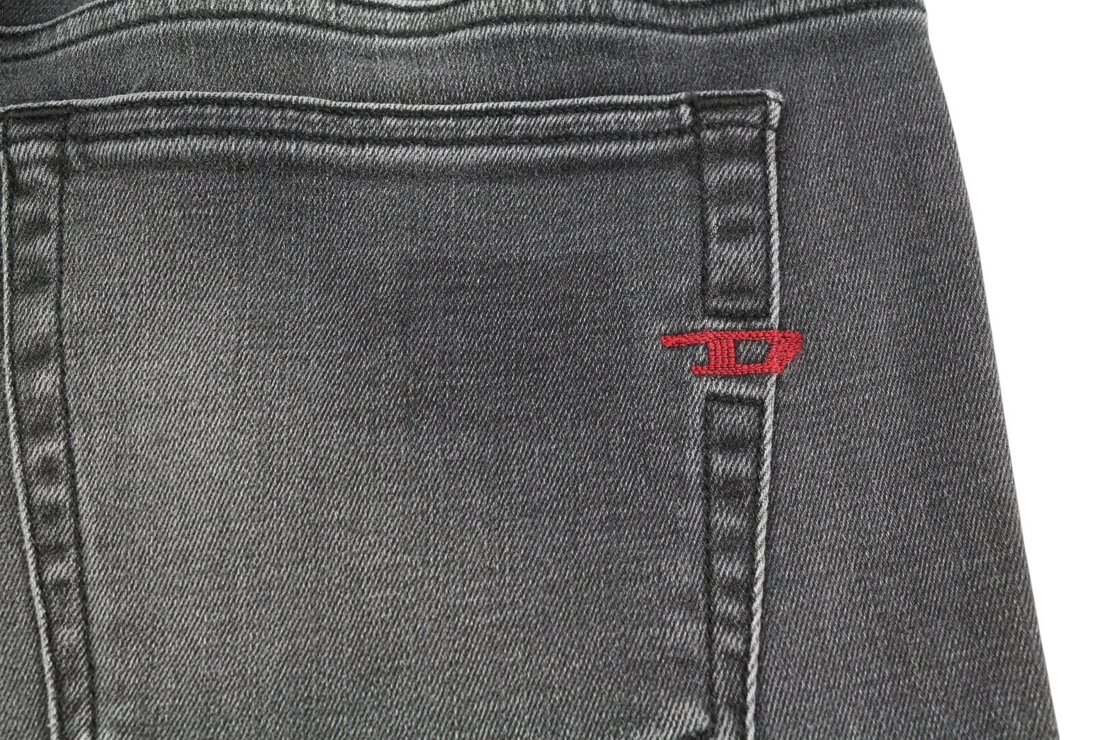 DIESEL 1979 Sleenker 0EIAG Men Jeans W31/L30 Skinny Fit Low Waist Washed Denim