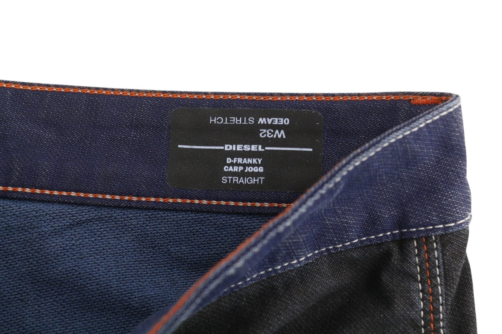 DIESEL D-Franky Carp Jogg 0EEAW vyriški džinsai W32 tiesaus kirpimo su tampriu užtrauktuku, rekomenduojama kaina – 200 € 