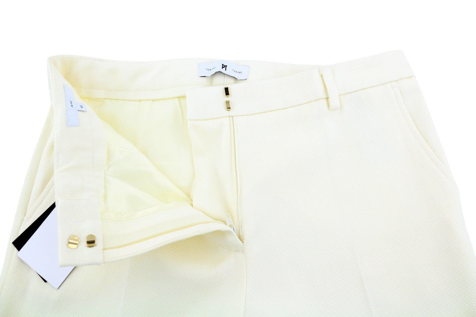 PT TORINO Jaine moteriškos kelnės, 40 dydžio, balkšvos, plataus kirpimo, iki kulkšnies, užtrauktuku. Rekomenduojama kaina – 249 €. 