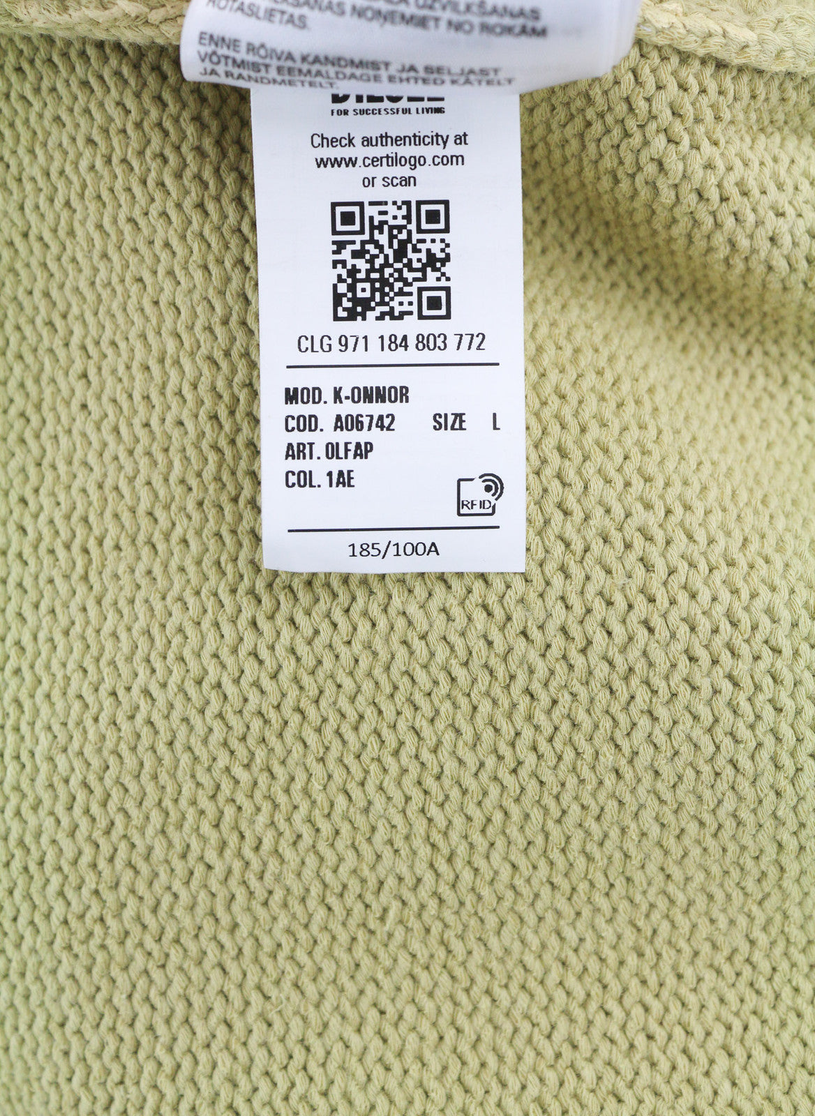 DIESEL K-Onnor vyriškas megztinis L dydžio smėlio spalvos, aptemptas megztinis su gobtuvu, su gobtuvu ir kaklu. RMK 395 € 