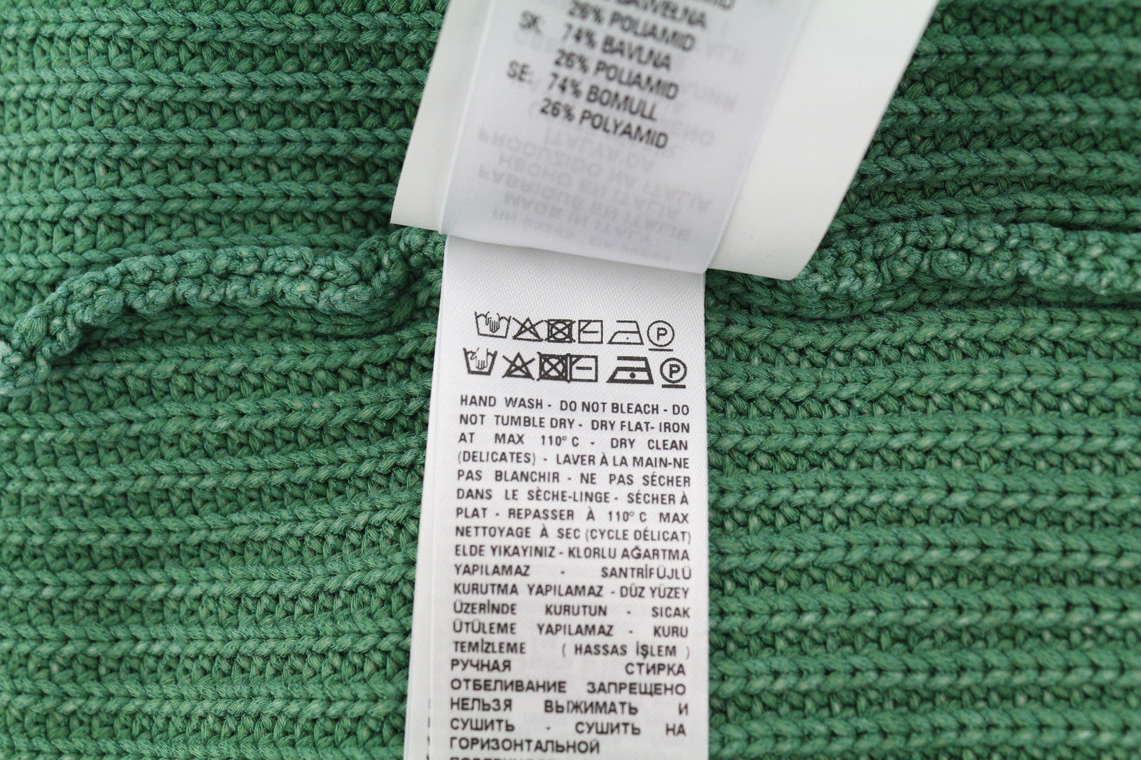 DIESEL K-Kentucky vyriškas megztinis su užtrauktuku, L dydžio, su skalbto efekto apvalia kaklo iškirpte, megztas žalias, rekomenduojama kaina – 250 € 