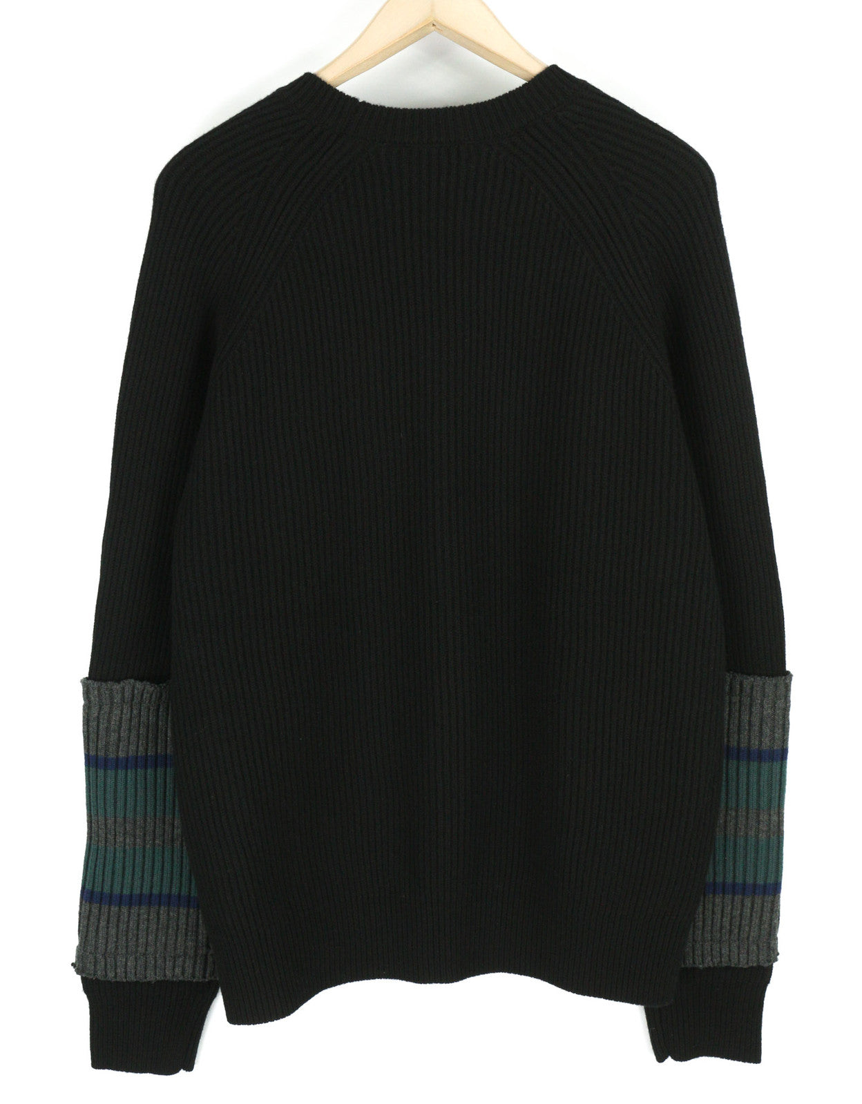 DIESEL K-Liff vyriškas megztinis L dydžio, juodas, megztas vilnonis megztinis su apvalia kaklo iškirpte, rekomenduojama kaina – 275 € 