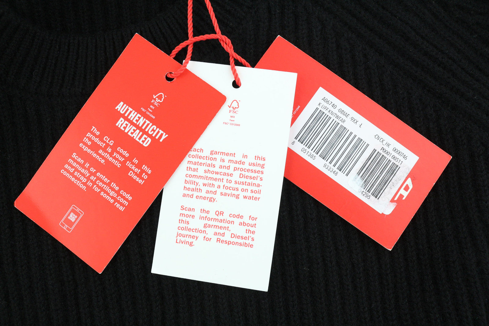 DIESEL K-Liff vyriškas megztinis L dydžio, juodas, megztas vilnonis megztinis su apvalia kaklo iškirpte, rekomenduojama kaina – 275 € 