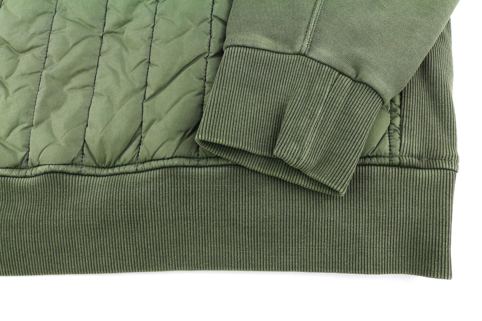 DIESEL S-Holty vyriškas džemperis, L dydžio, žalias, megztinis su paminkštinimu, dygsniuota apvalia kaklo apykakle, rekomenduojama kaina – 225 € 