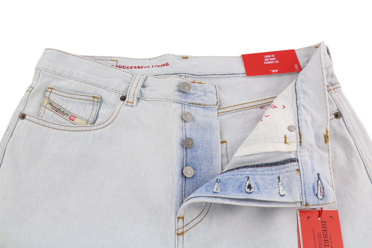 DIESEL 2010 0079Z vyriški džinsai W32/L30 laisvo kirpimo, vidutinio juosmens, tiesaus kirpimo, rekomenduojama kaina – 250 € 