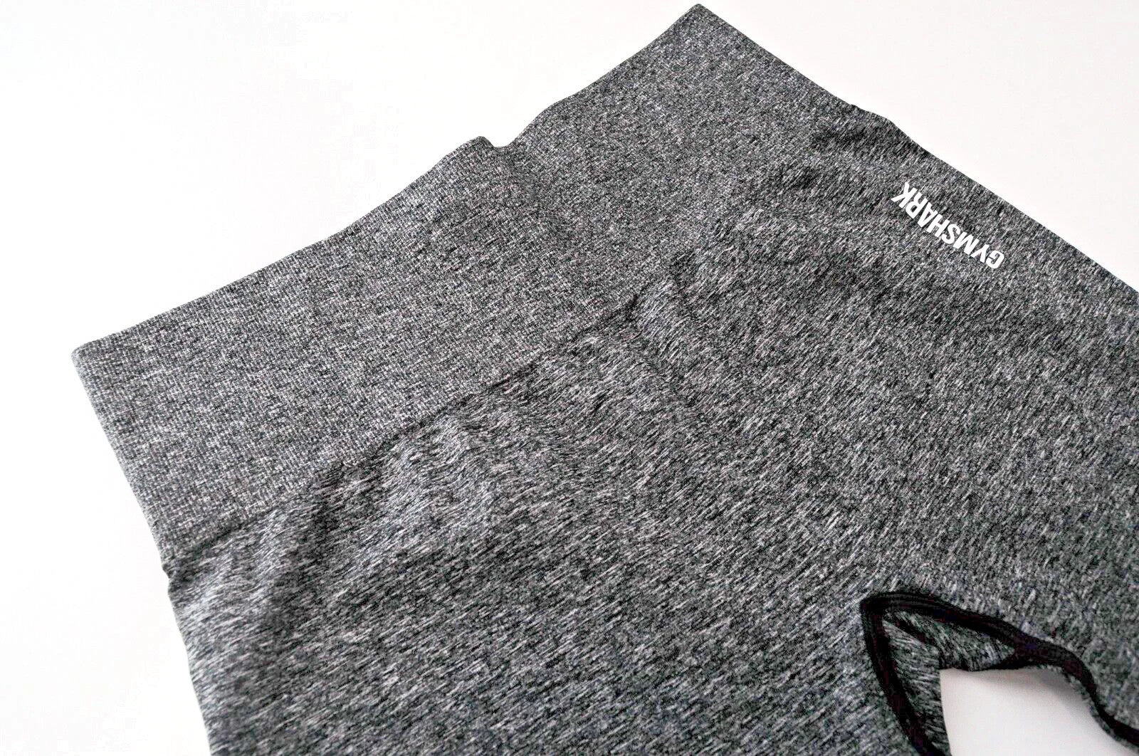 GYMSHARK moteriškos tamprės L dydžio, vidutinio pilkumo, melanžo, tamprios sportinės aprangos detalės su logotipu 