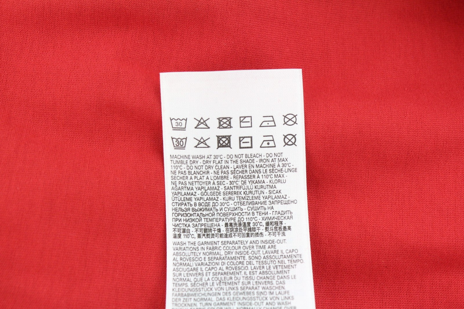 DIESEL T-Diegor-K50 vyriški marškinėliai su trumpomis rankovėmis, L dydžio, raudoni, su apvalia apykakle ir medvilniniu trikotažu. 