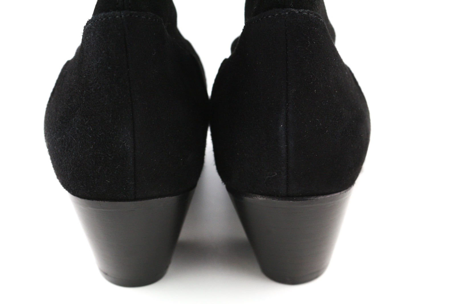 MAJE Flikuio moteriški aulinukai EU37 UK4 juodi, tamprios odos, ploni kulniukai iki šlaunų. 