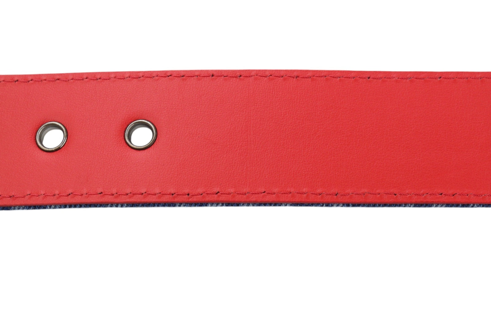 DIESEL B-Monogram vyriškas diržas, 95 cm, mėlynai raudonas, odinis, džinsinio rašto, laisvalaikio stiliaus, rekomenduojama kaina – 150 € 