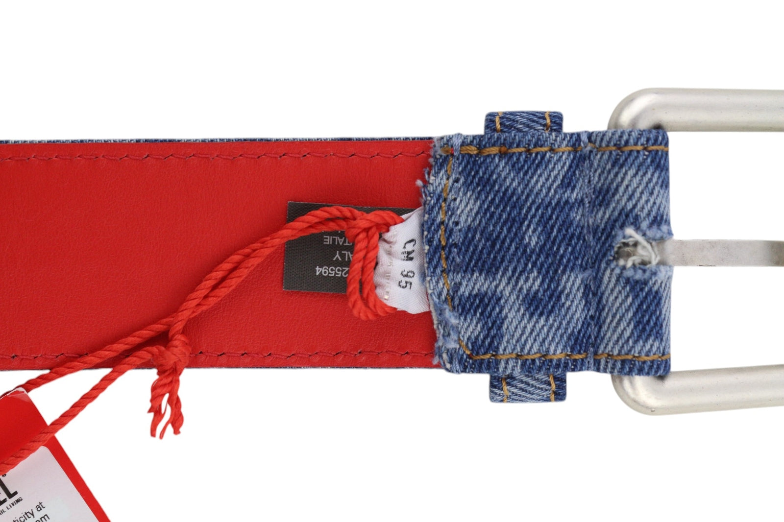 DIESEL B-Monogram vyriškas diržas, 95 cm, mėlynai raudonas, odinis, džinsinio rašto, laisvalaikio stiliaus, rekomenduojama kaina – 150 € 