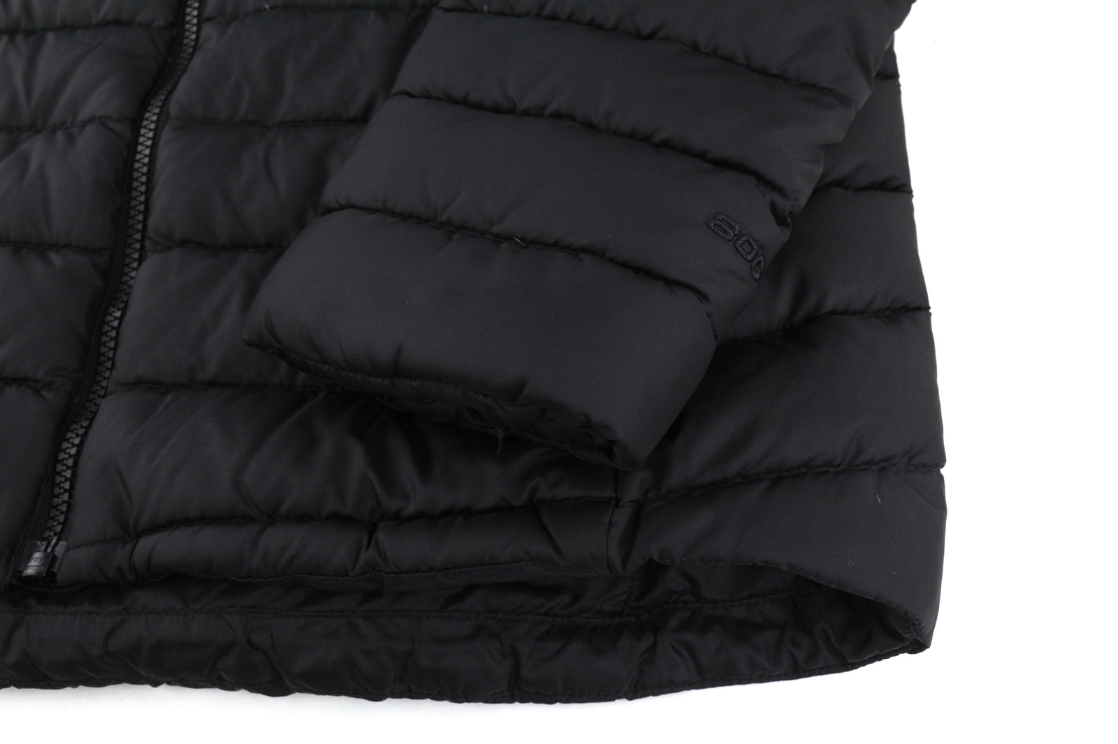 „THE NORTH FACE Travail“ vyriška pūkinė striukė M, su izoliacija ir gobtuvu, dygsniuota 