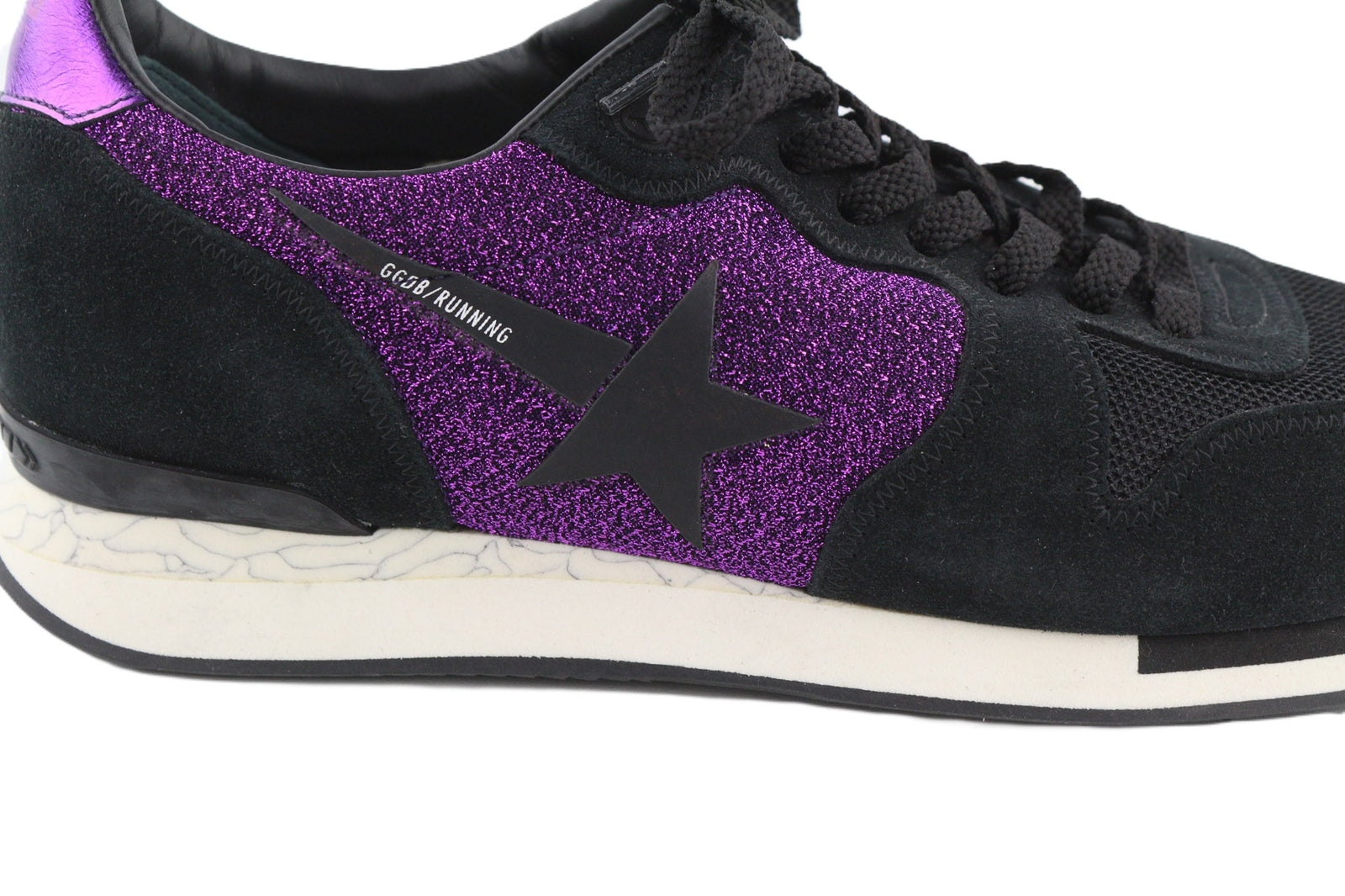 „GOLDEN GOOSE“ bėgimo bateliai moterims, 39 dydžio, violetinės juodos odos, blizgantys sportbačiai. 