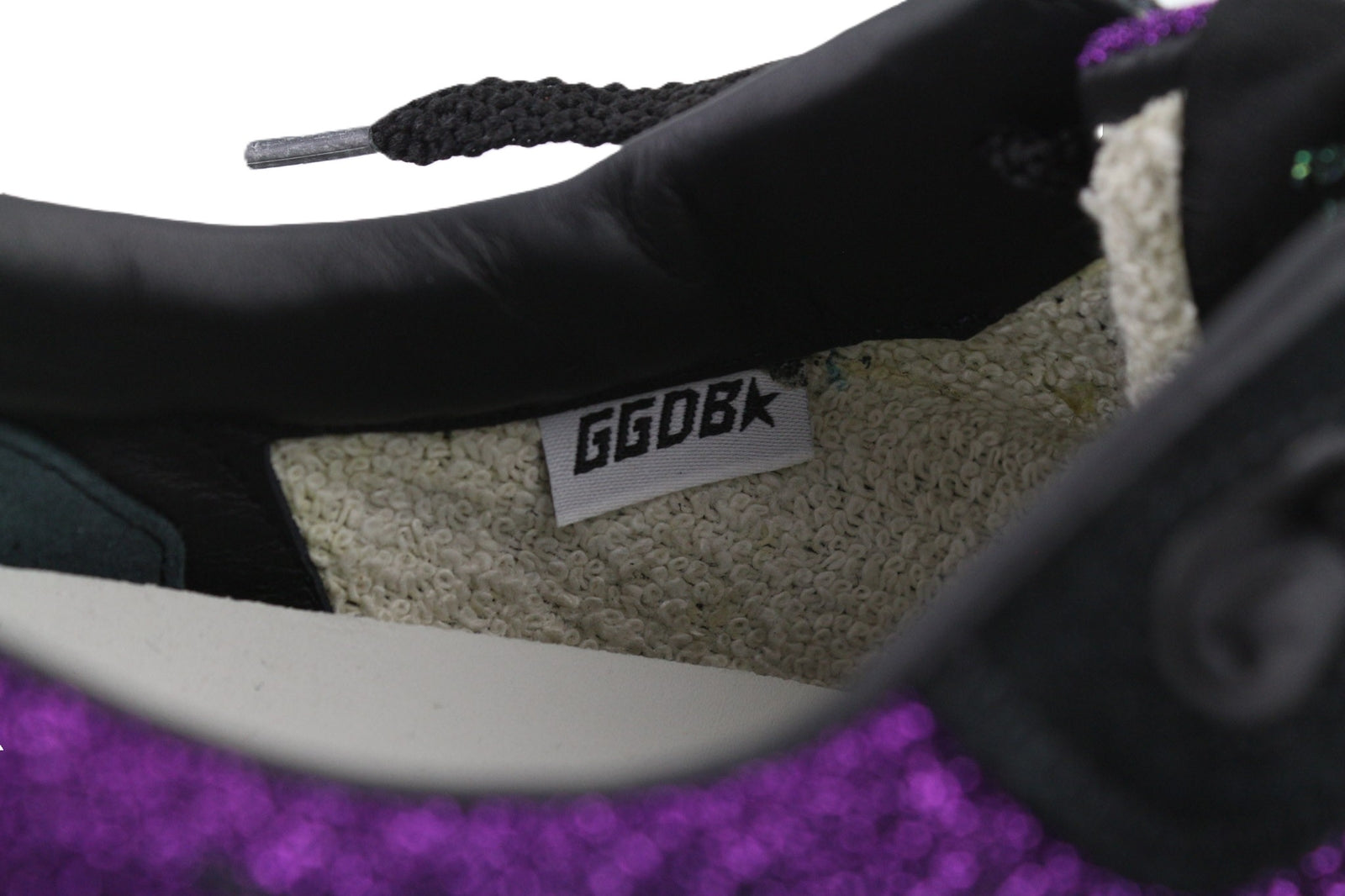 „GOLDEN GOOSE“ bėgimo bateliai moterims, 39 dydžio, violetinės juodos odos, blizgantys sportbačiai. 