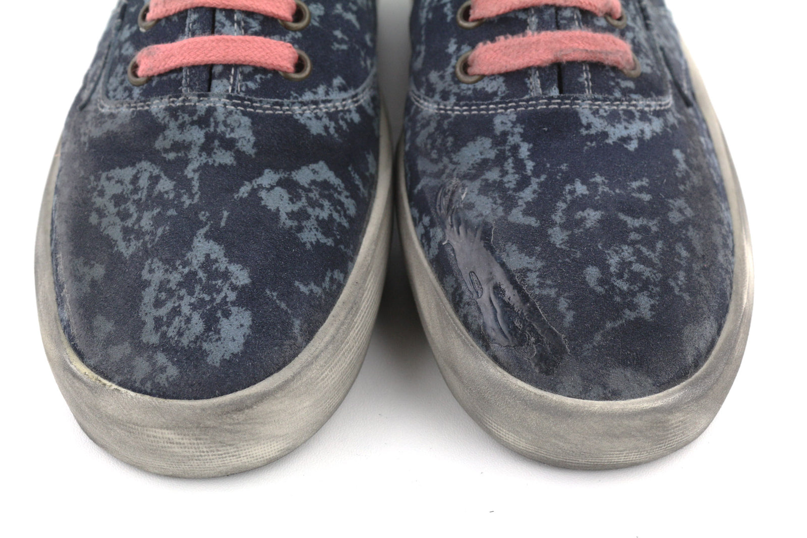 „GOLDEN GOOSE California“ moteriški sportbačiai, 39 dydis, mėlyni, sendinto rašto, su nėriniuotais bateliais, žema palaidine. 