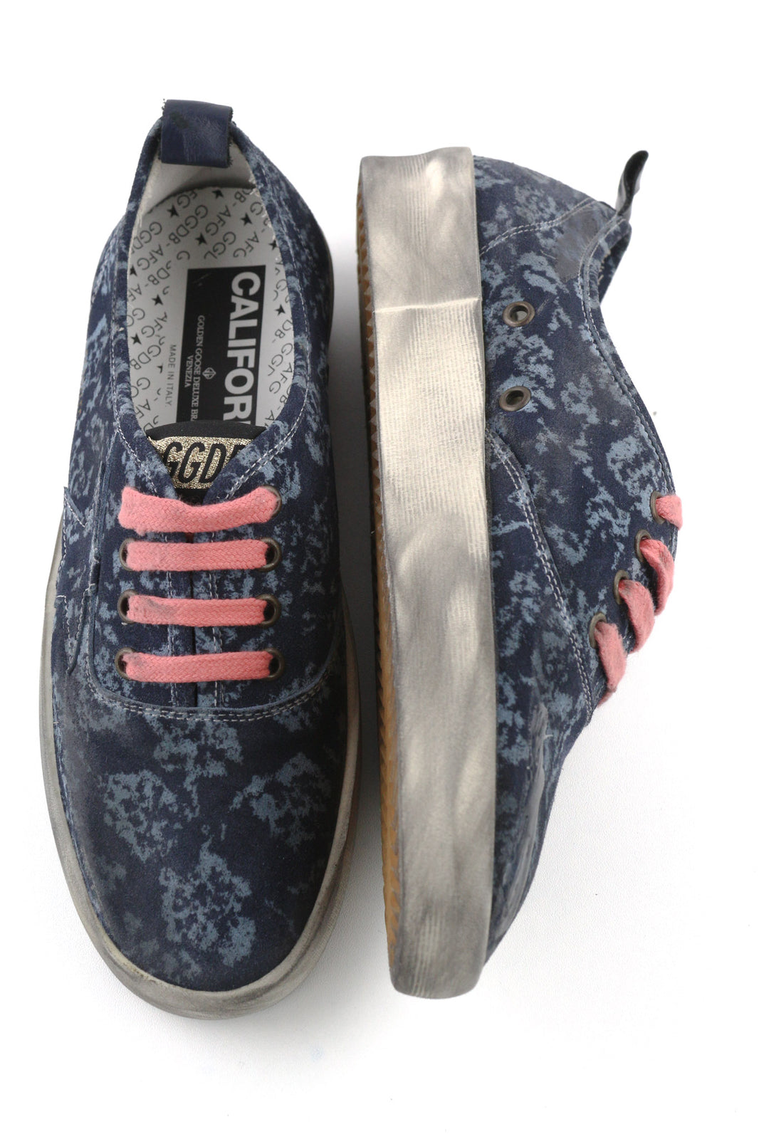 „GOLDEN GOOSE California“ moteriški sportbačiai, 39 dydis, mėlyni, sendinto rašto, su nėriniuotais bateliais, žema palaidine. 