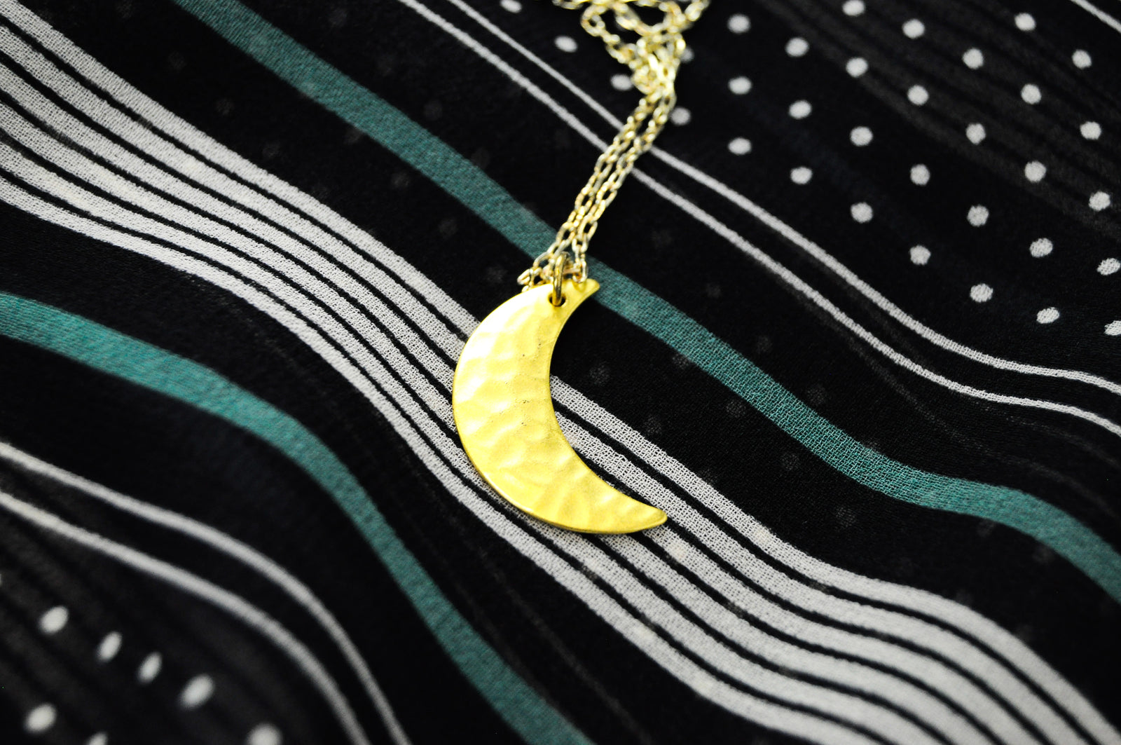 MAISON SCOTCH Women M Black Short Sleeve Patterned Lightweight Pullover