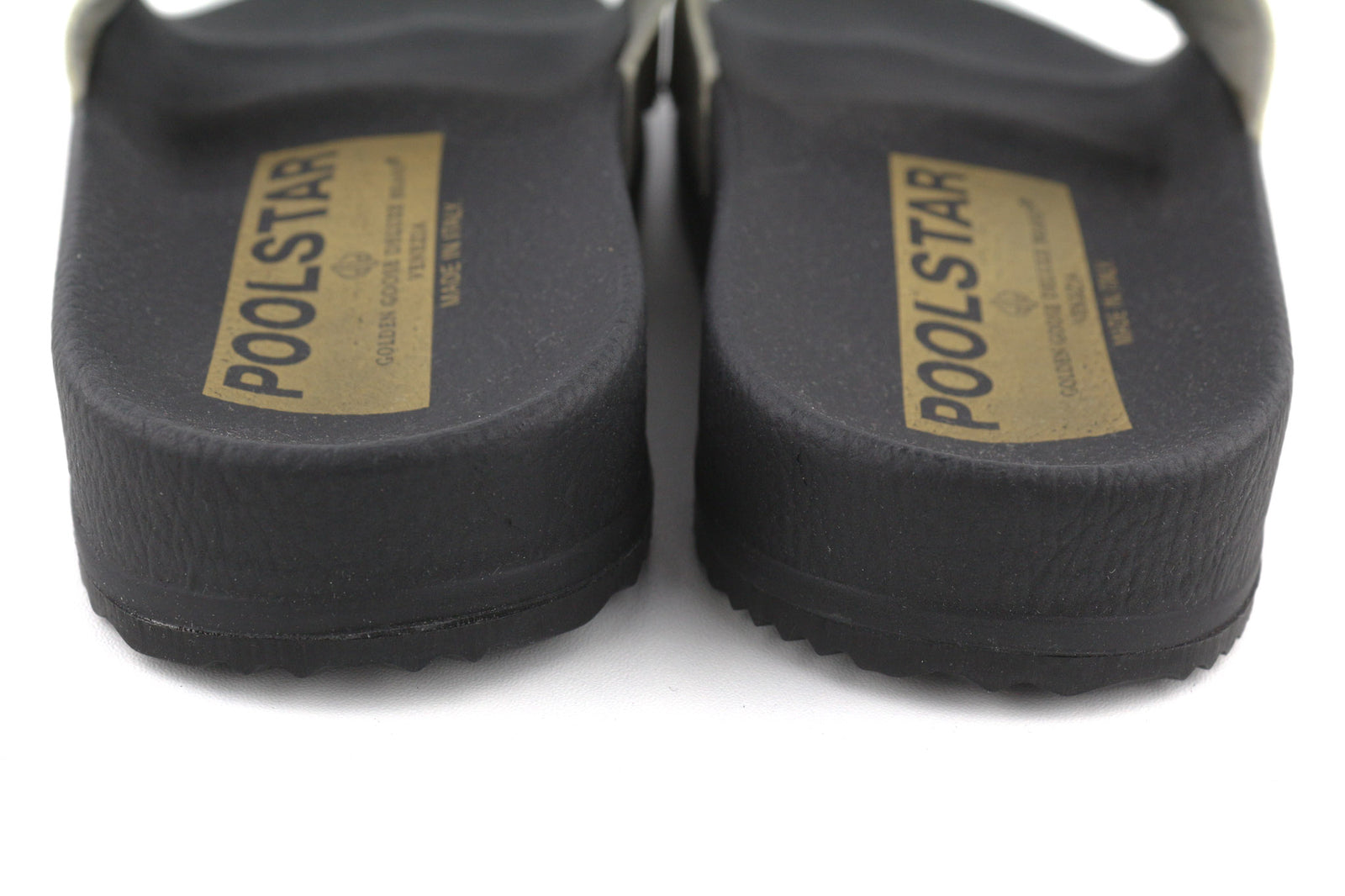 GOLDEN GOOSE Poolstar moteriškos šlepetės, 39 vnt., juodos ir baltos, užmaunamos, vasarinės. 