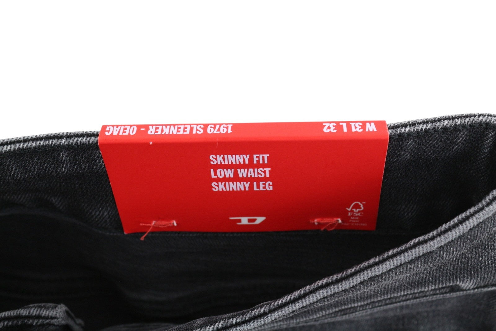 DIESEL 1979 Sleenker 0EIAG Men Jeans W31/L32 Skinny Fit Low Waist Washed Denim